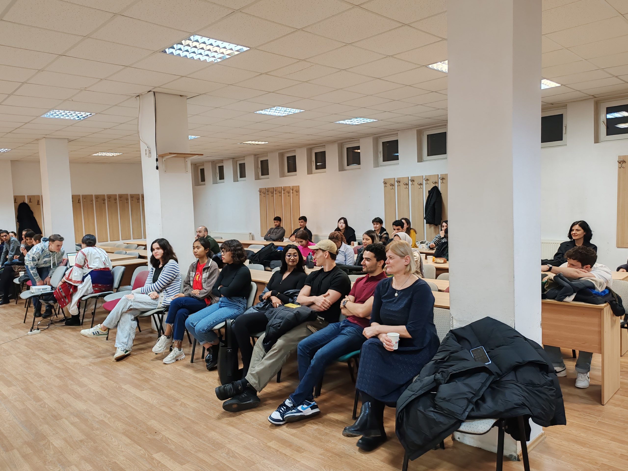 Vocea străinilor românofoni